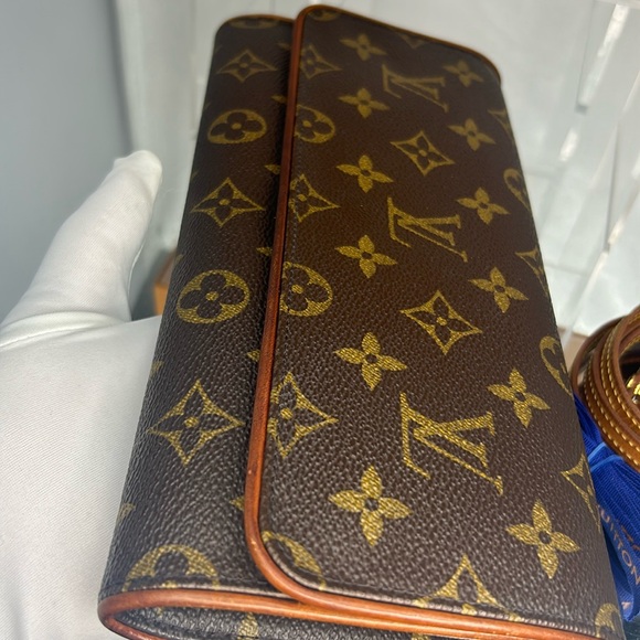 Louis Vuitton LOUIS VUITTON Monogram Pochette GM - Picture 5 of 16